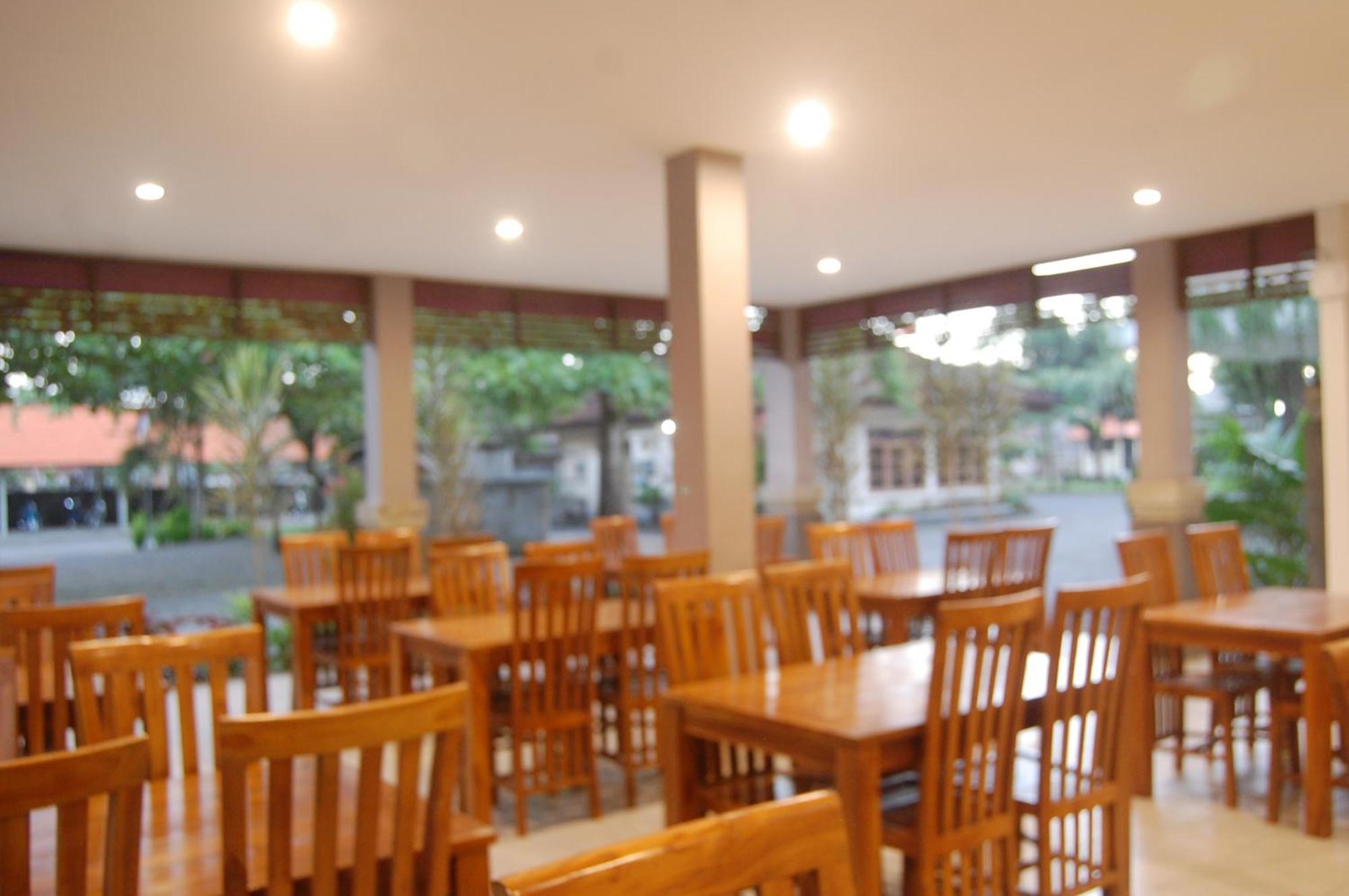 Kapal Hotel Dhyana Pura מראה חיצוני תמונה